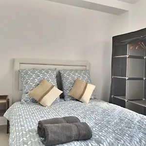 1 Châtenay